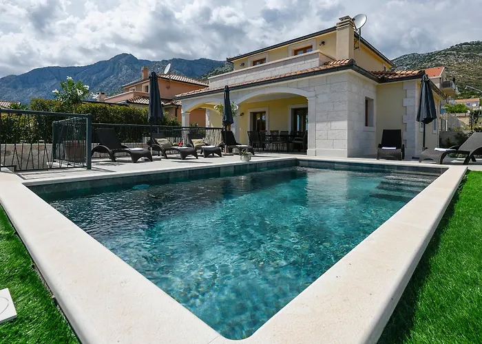 Perla Вилла Оребич